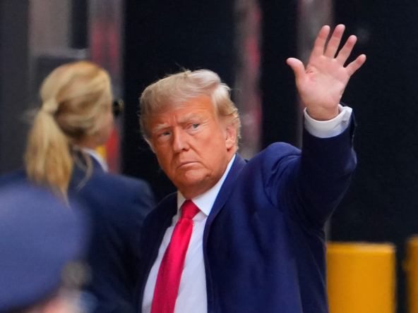 تحلیل جامع و پیش‌بینی بازار مسکن ایران در سال ۱۴۰۴